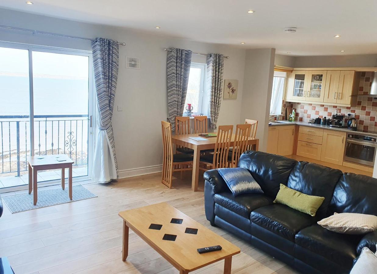 Ballycotton Holiday Apartment No 6 By Trident Holiday Homes Exterior photo