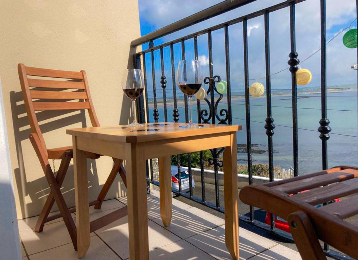 Ballycotton Holiday Apartment No 6 By Trident Holiday Homes Exterior photo